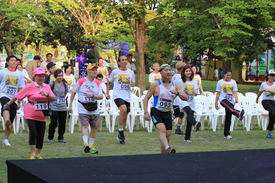 ทุกวันเป็นวันของครอบครัว เดิน-วิ่ง สานสัมพันธ์ครอบครัว Run for Family 2014.04.27