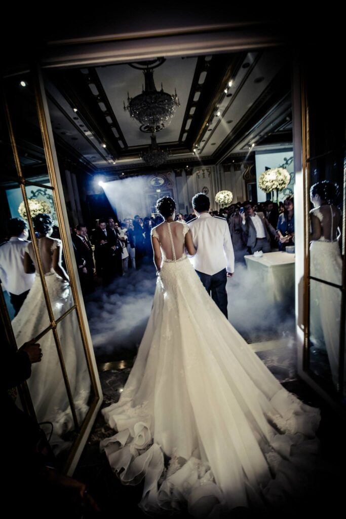 Pattharaporn Kulachet Wedding Ceremony at Mandarin Oriental