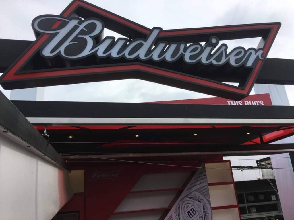 Budweiser & Höegaarden at Rimnam Restaurant